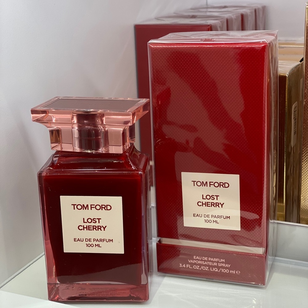 Tom Ford lost cherry 100ml brand new! - Picture 2 of 8